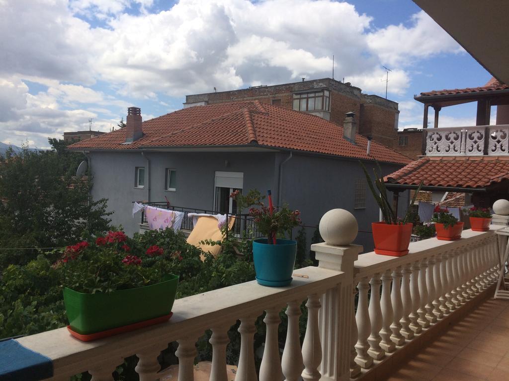 Vila Ridvani Korce Exterior foto
